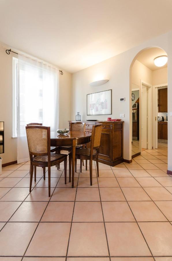 Apartamento Flat 13: Elegante E Luminoso Con Terrazzo Privato Bolonia Exterior foto