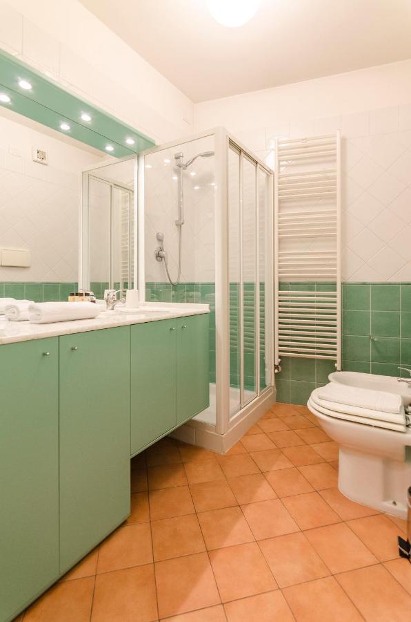 Apartamento Flat 13: Elegante E Luminoso Con Terrazzo Privato Bolonia Exterior foto