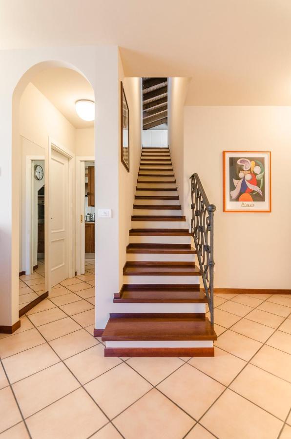 Apartamento Flat 13: Elegante E Luminoso Con Terrazzo Privato Bolonia Exterior foto