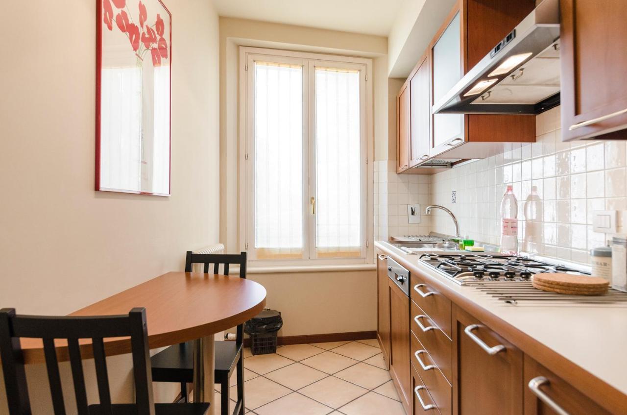Apartamento Flat 13: Elegante E Luminoso Con Terrazzo Privato Bolonia Exterior foto