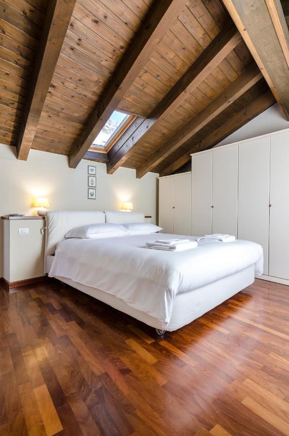 Apartamento Flat 13: Elegante E Luminoso Con Terrazzo Privato Bolonia Exterior foto